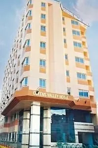 Hotel Queens Valley Hotel, Restaurants, Bars And